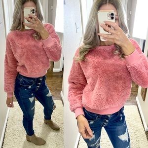 Pretty in Pink Main Strip pullover size Small